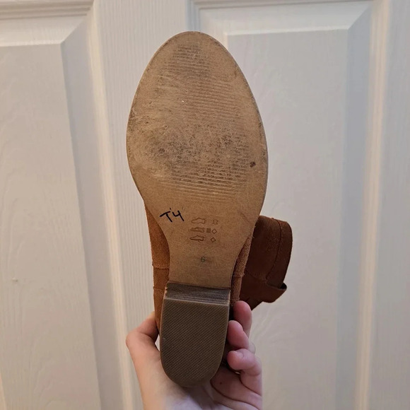 Steve Madden Brown Rust Suede Cowgirl Block Heel Wyatt Ankle Boots Size 6 - Picture 5 of 10